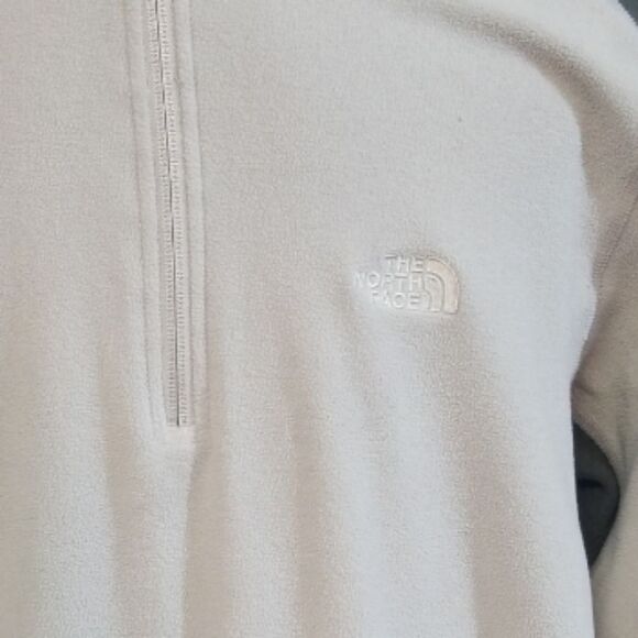 The North Face Pullover Gray 1/2 Zip Size Medium - Picture 3 of 9